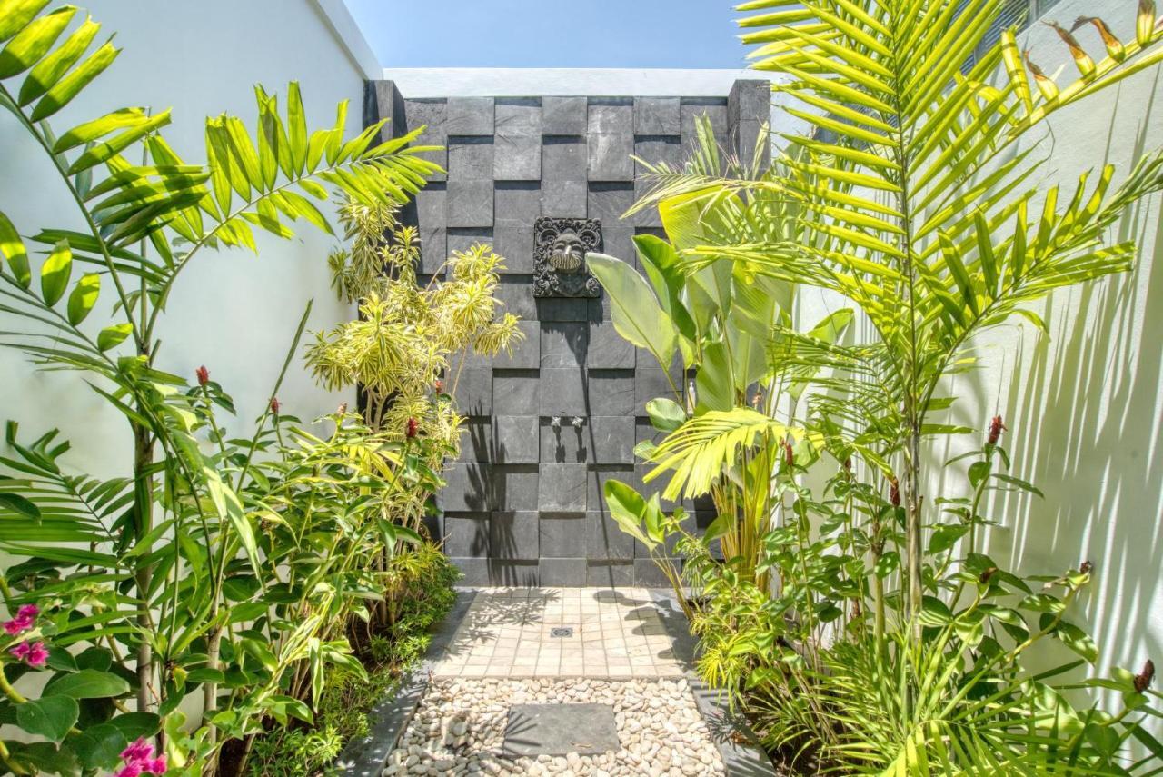 Villa Aisha Sanur Esterno foto